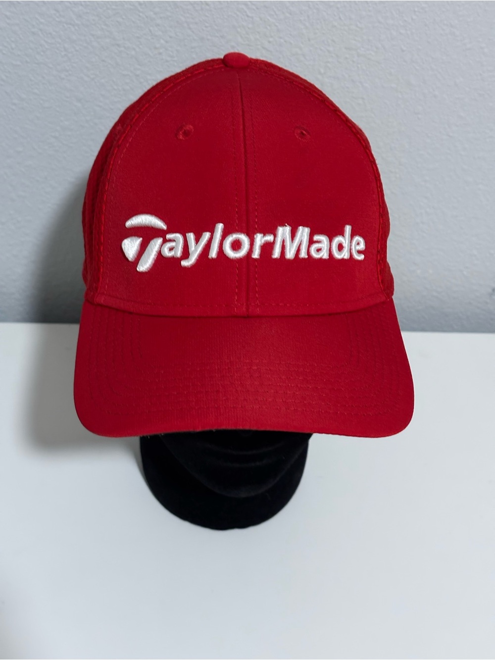 TaylorMade Bright Red Logo Cap S/M Flexfit